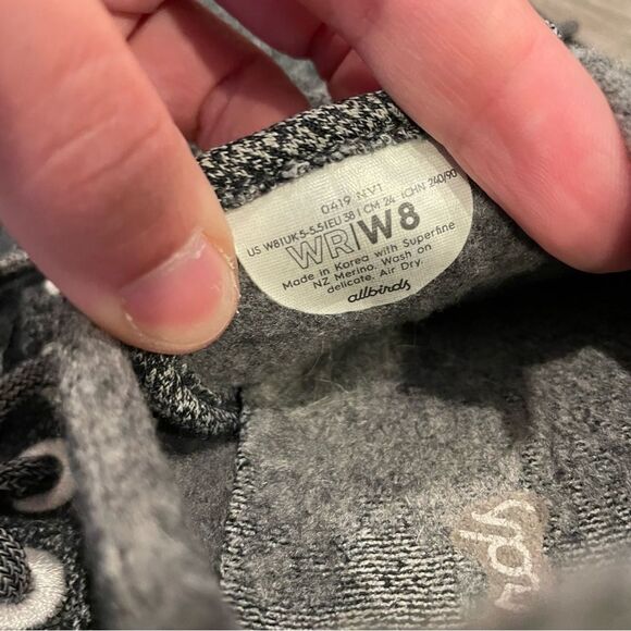 ALLBIRDS The Wool Runners Heathered Gray Wool Sneakers - Picture 10 of 11